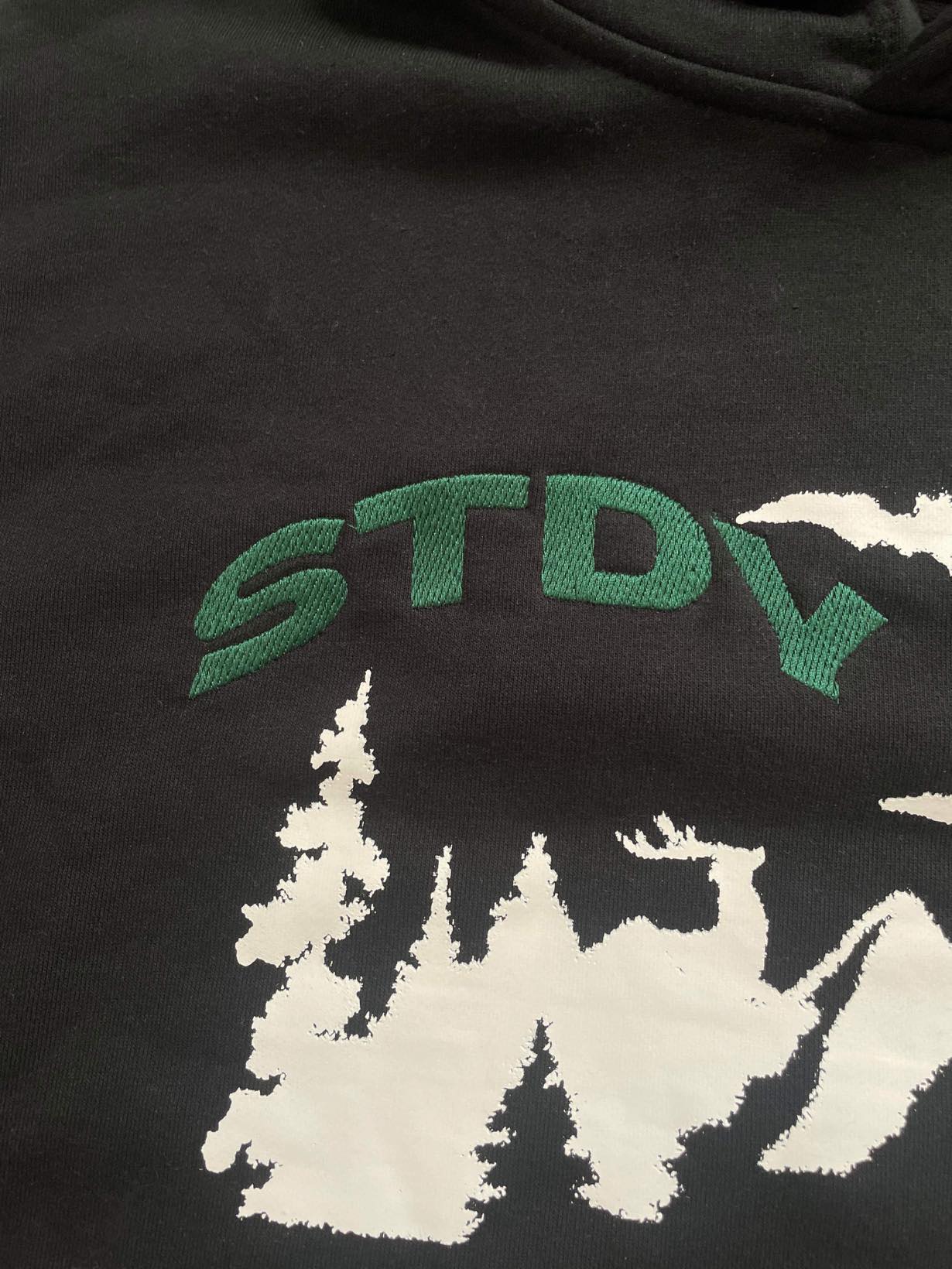 Cropped "landscape" hoodie